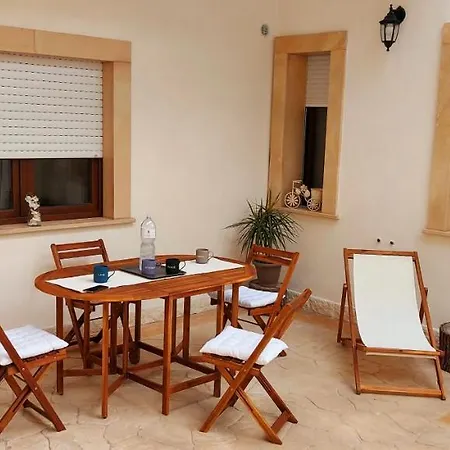 Casa Parisi